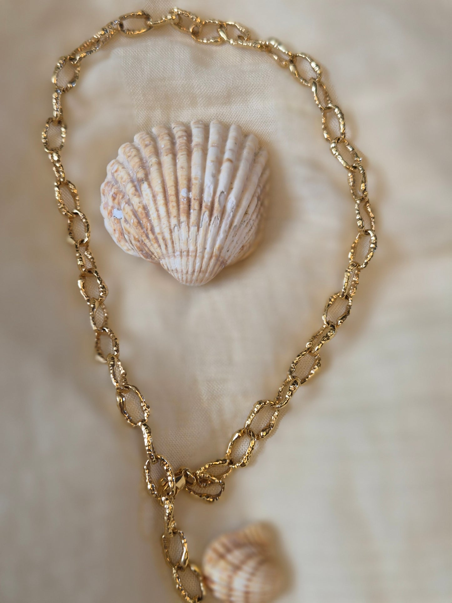 Gold Sandy Textured Chunky Chain Pearl Pendant Lariat Necklace